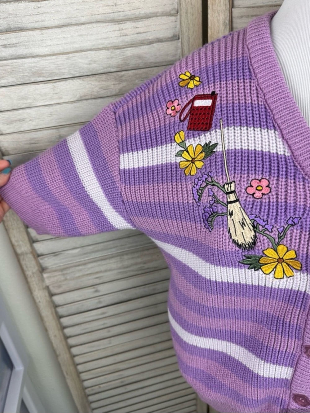 Her Universe Studio Ghibli Kiki's Delivery Service Icons Short-Sleeve Cardigan M - Picture 3 of 10